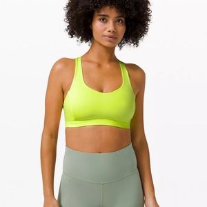 Lululemon Free to Be Serene Bra